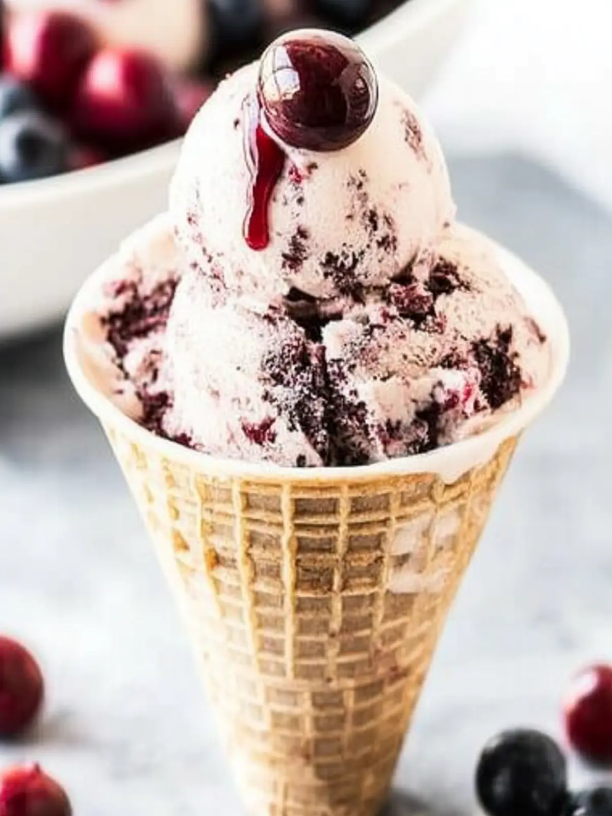 Decadent Black Forest Ice Cream: A Cherry-Chocolate Delight 3 Black Forest Ice Cream