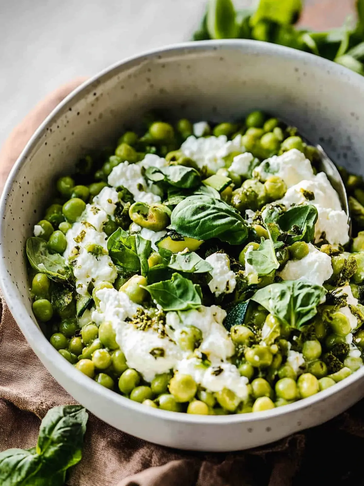 Peas with Courgette and Ricotta: Your New Favorite Side Dish 3 Peas with Courgette and Ricotta