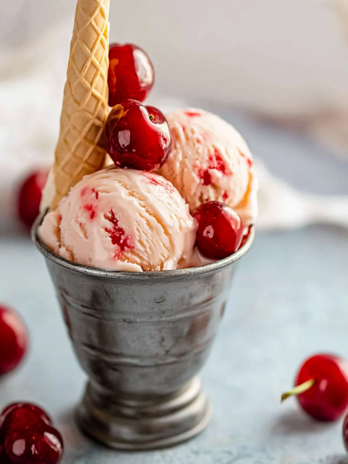 Creamy Cherry Amaretto Ice Cream for Ultimate Indulgence 3 Cherry Amaretto Ice Cream