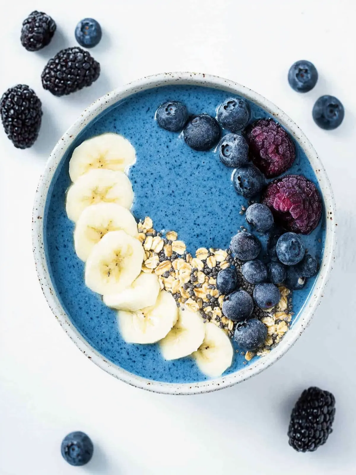 Energizing Blue Smoothie Bowl for a Vibrant Day Ahead 3 Blue Smoothie Bowl